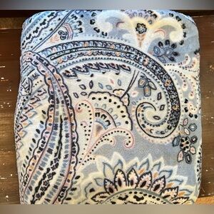 Vera Bradley Blue Paisley Print Throw Blanket, New